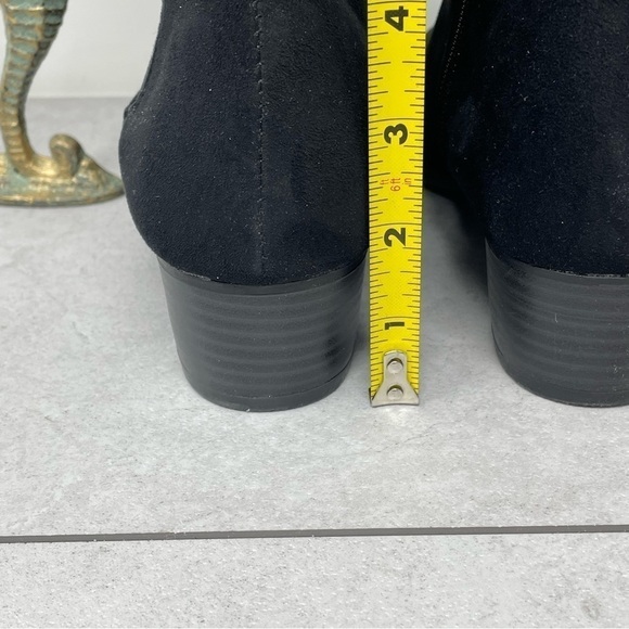 Lauren Conrad MOCHA Ankle Boot In Black Vegan Suede w/Metal Accents Size 10 - Picture 4 of 12